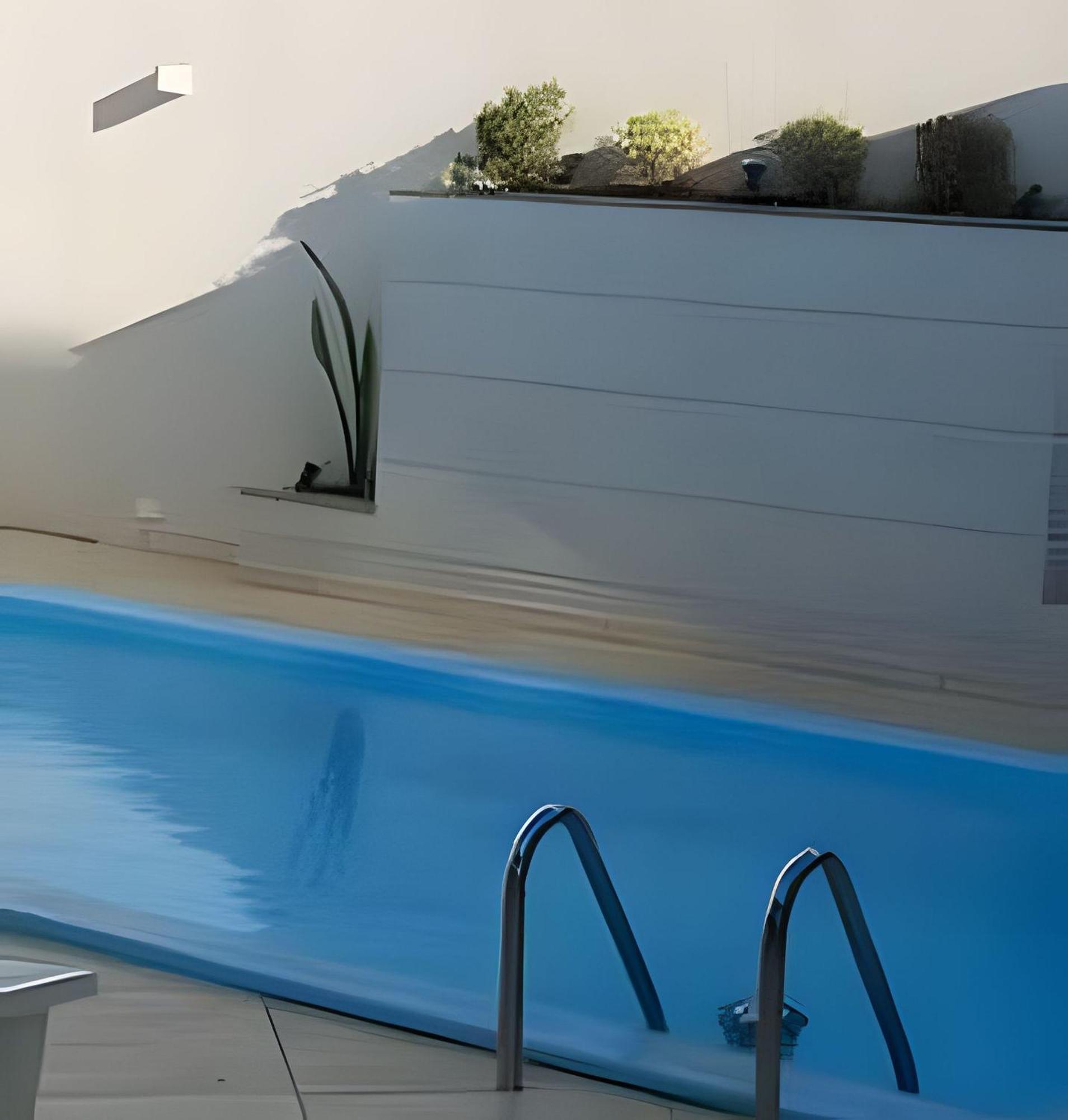 Sobrado Com 5 Suite 1 Quarto Piscina Churraqueira Ar Ate 20 Hospede フォス・ド・イグアス エクステリア 写真